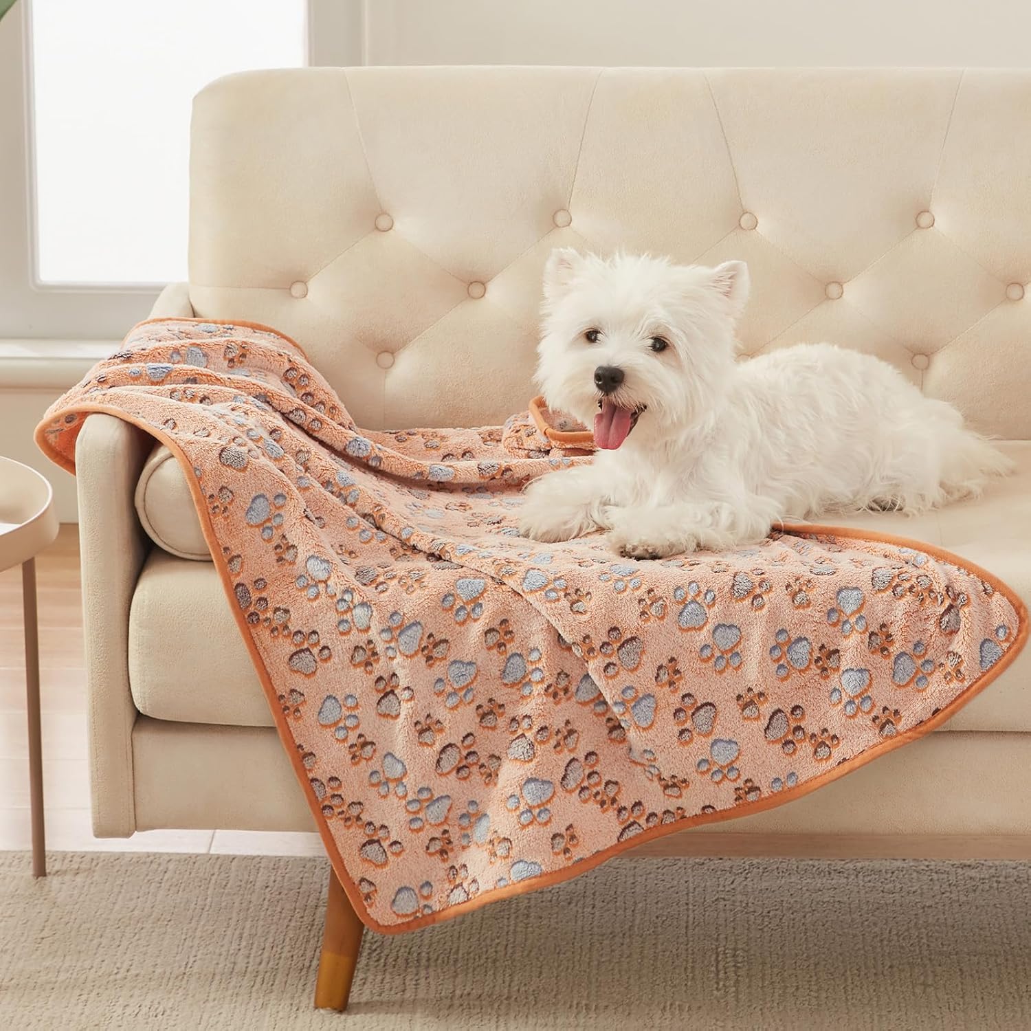 Cozy Up Your Pets with Our 3-Pack Super Soft Fluffy Fleece Blankets - Perfect for Dogs and Cats in Adorable Paw Print Design!
